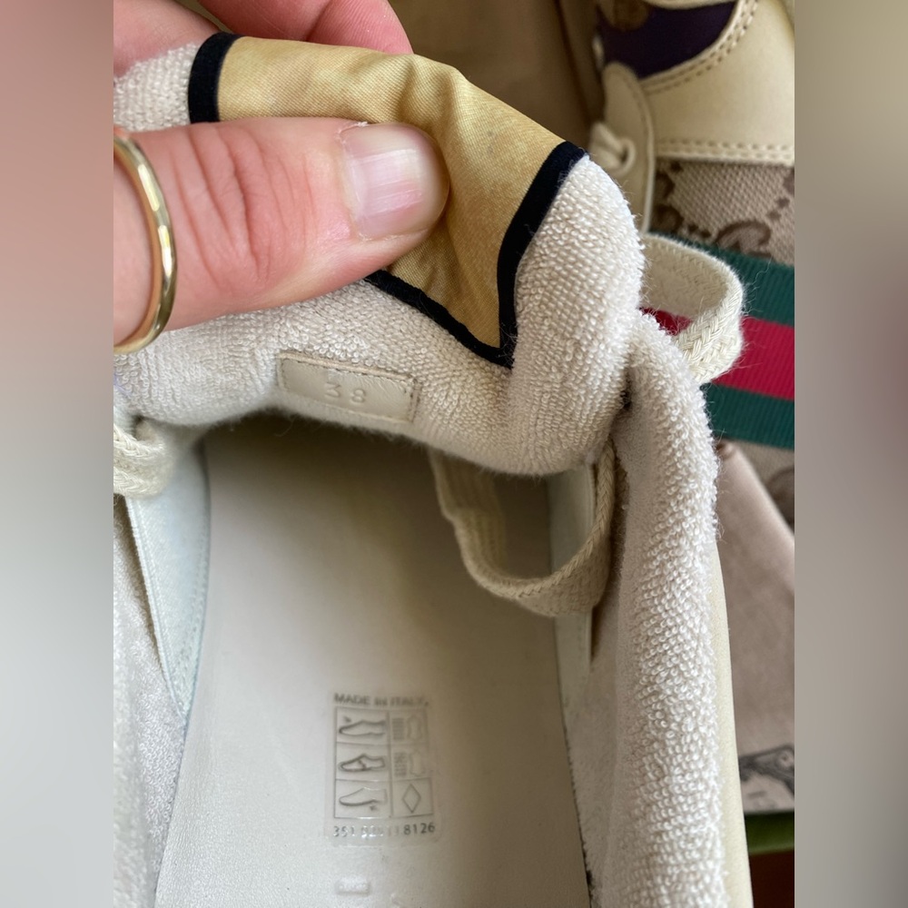 Gucci women’s Screener sneakers - Picture 13 of 15